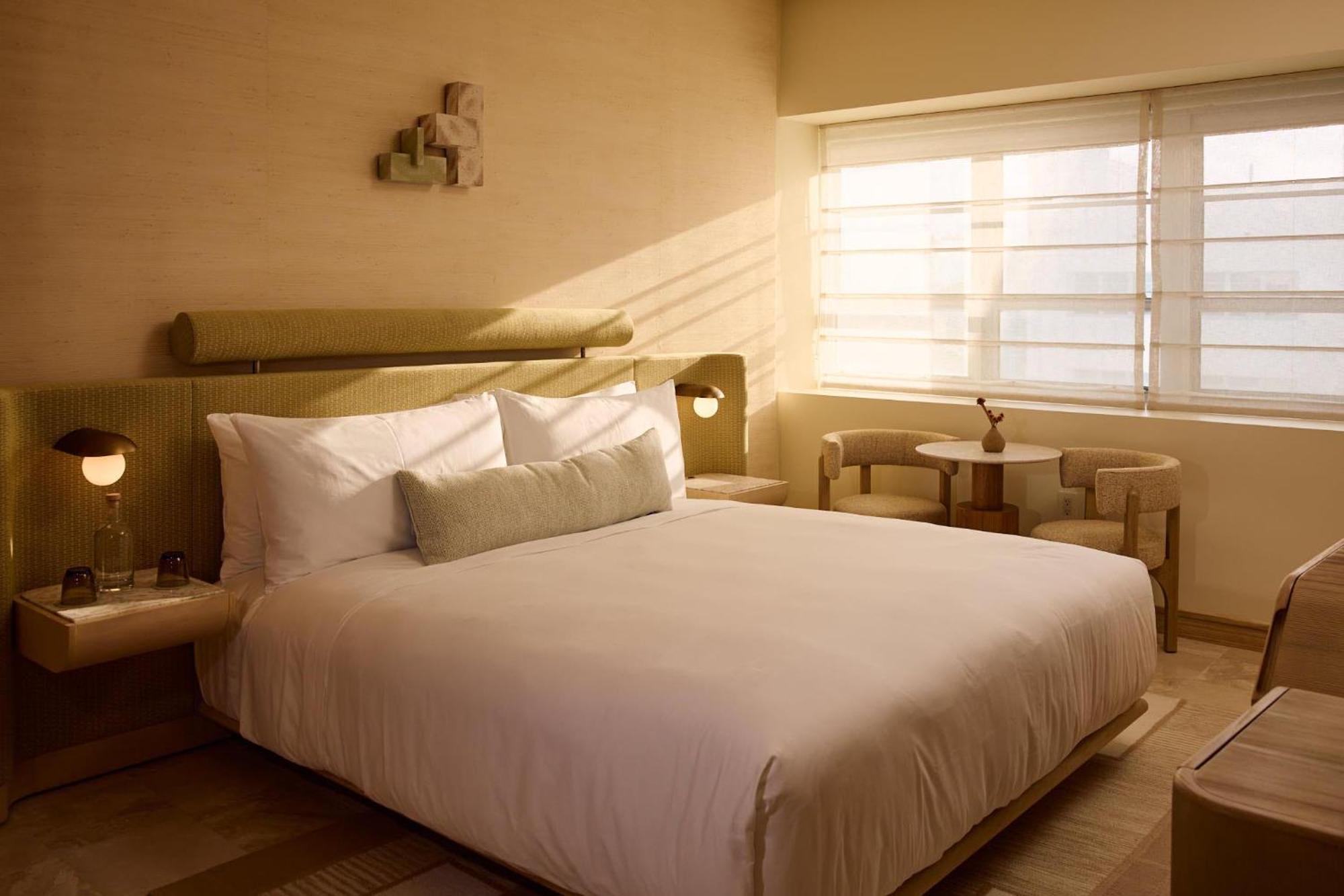 The Shelborne By Proper Resort 5*
