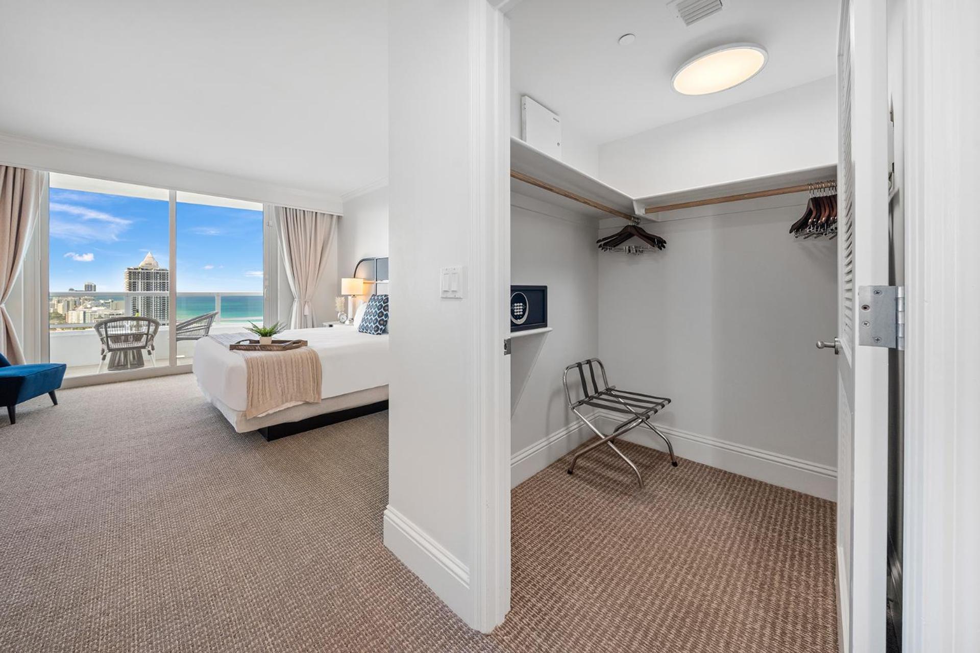 Ocean View Private At Fontainebleau -3505
