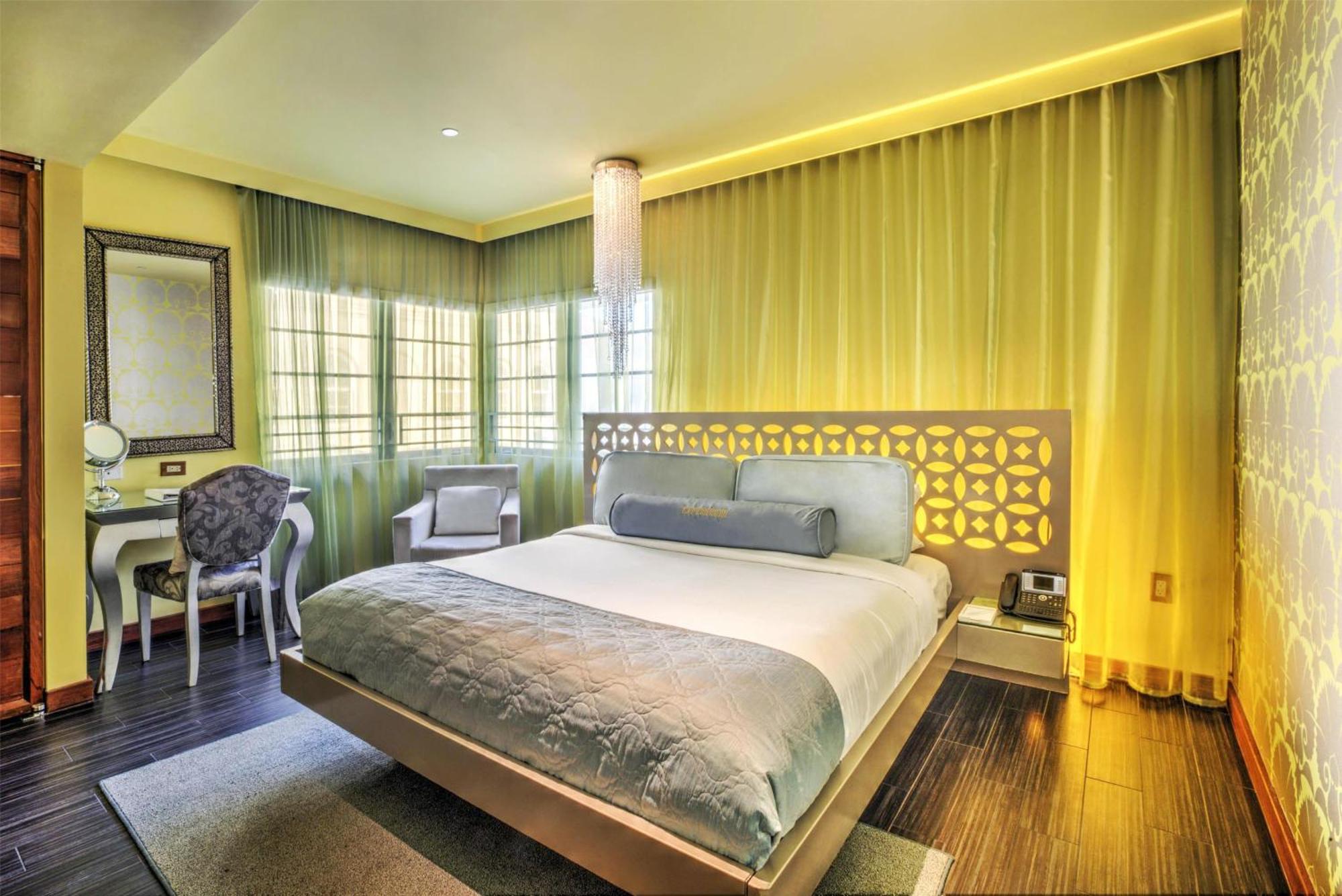 Hotel Dream South Beach, By Hyatt 4*