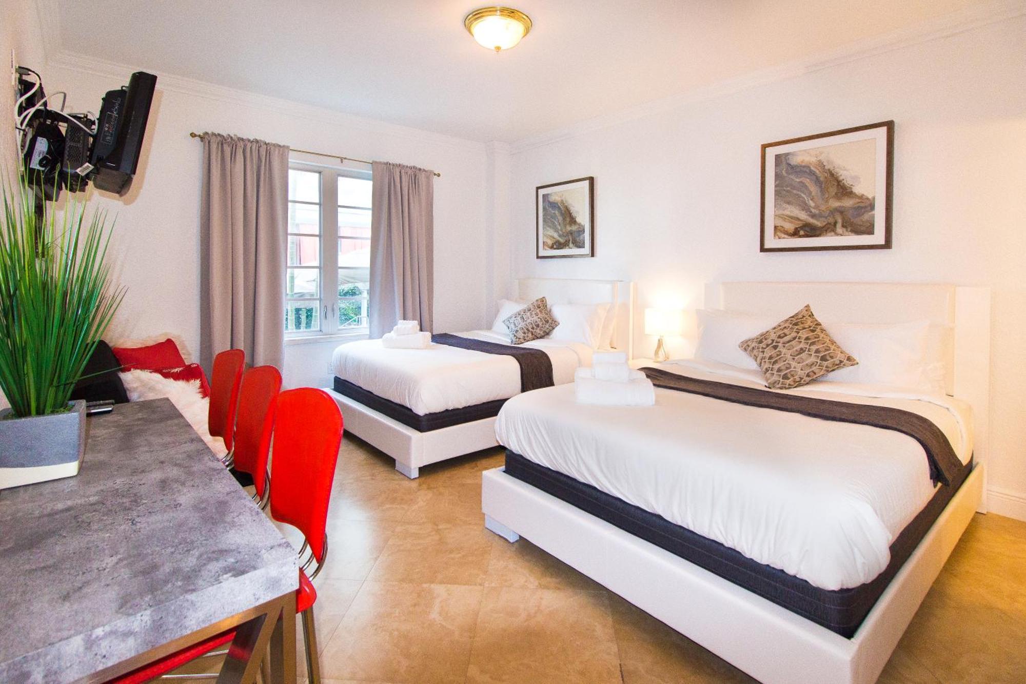 Apartment Barbizon On Ocean Drive Miami Beach