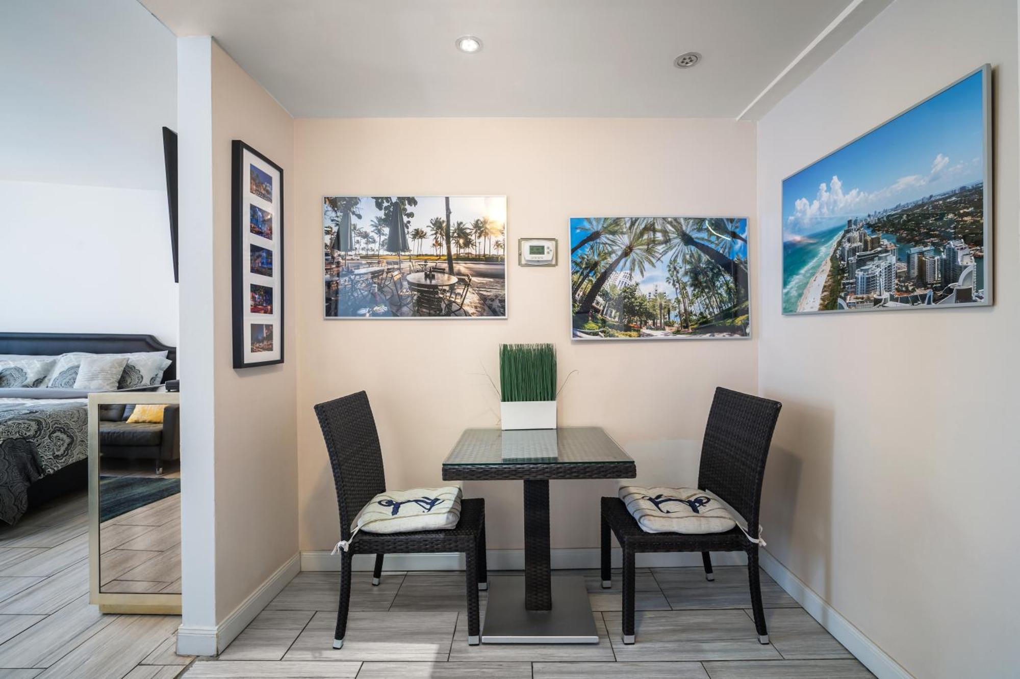 Apartment Barbizon On Ocean Drive
