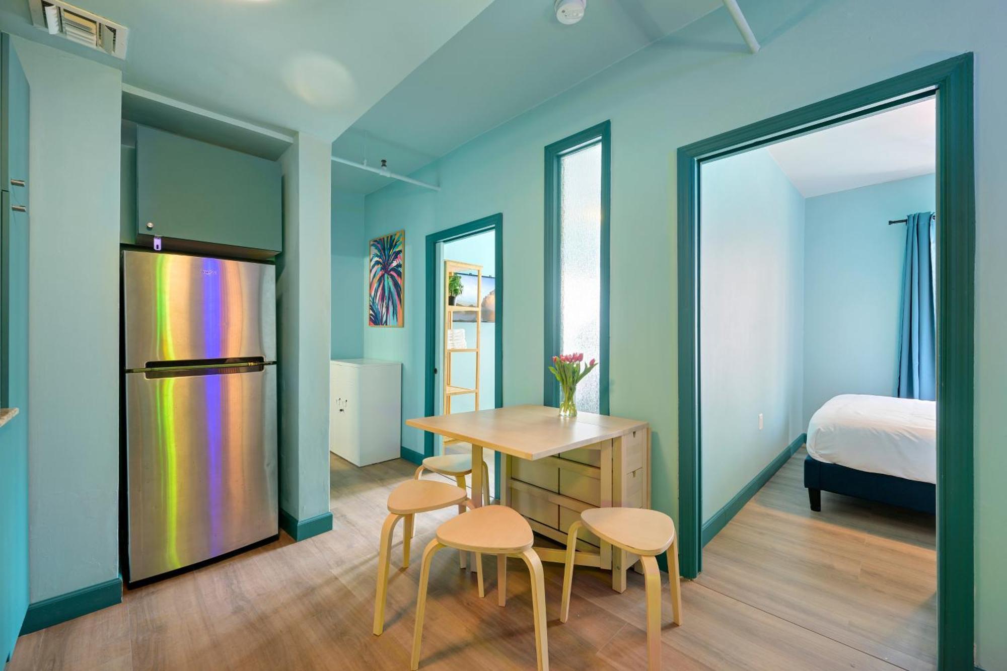 Barbizon On Ocean Drive Apartment *