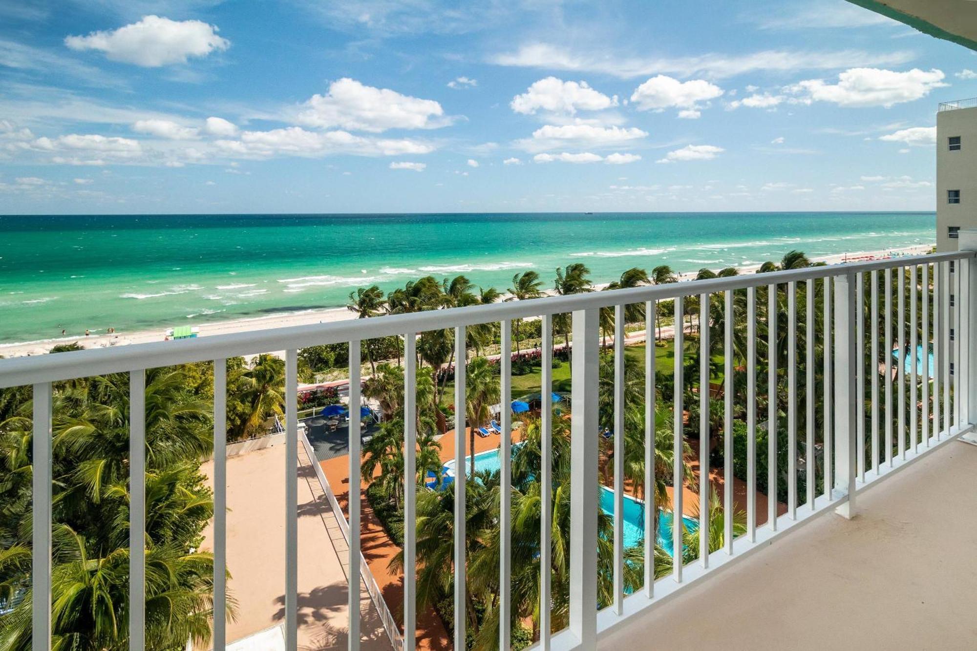 Hotel Radisson Miami 4*