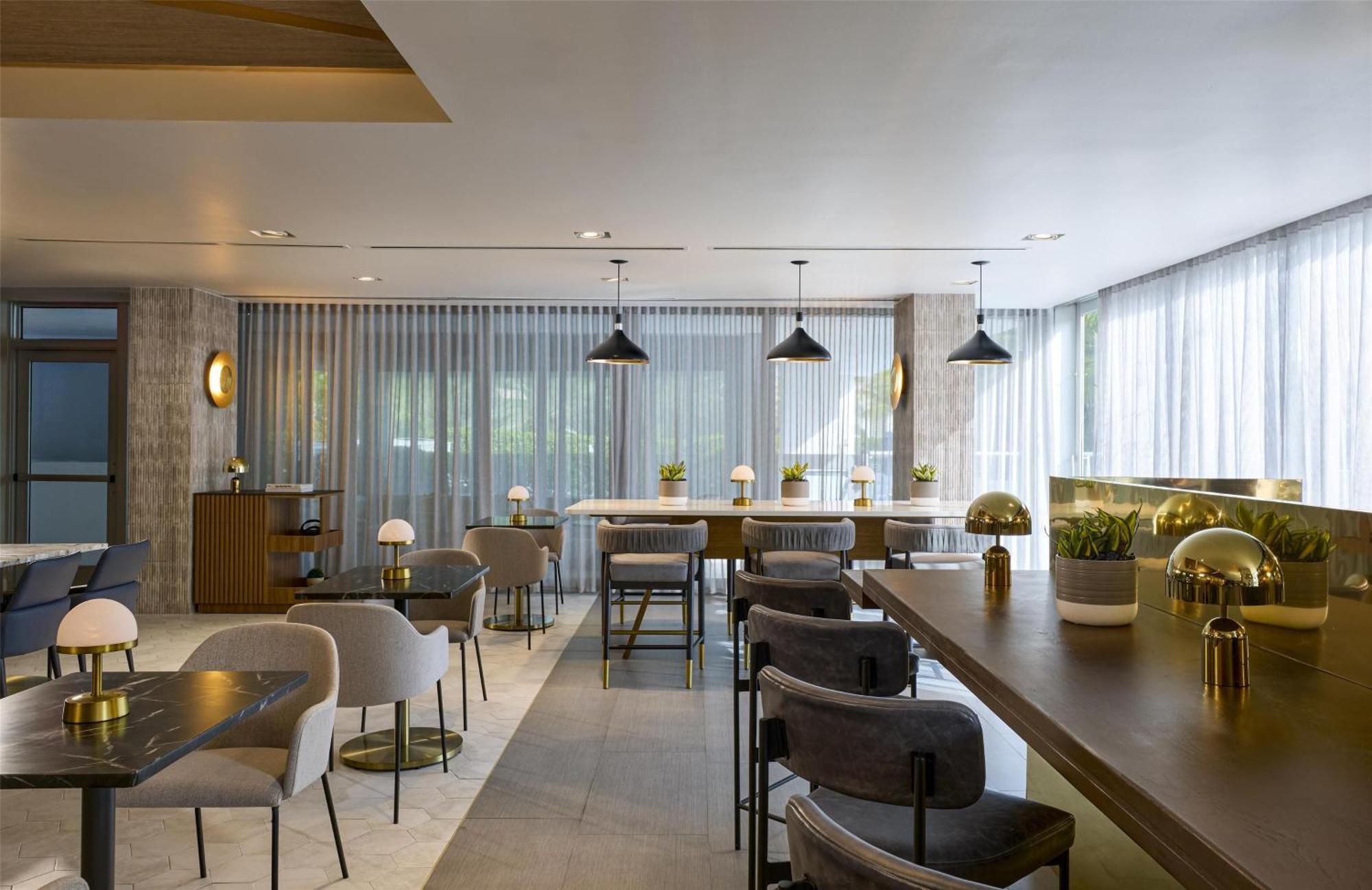 Hyatt Centric South Miami Hotel 4*