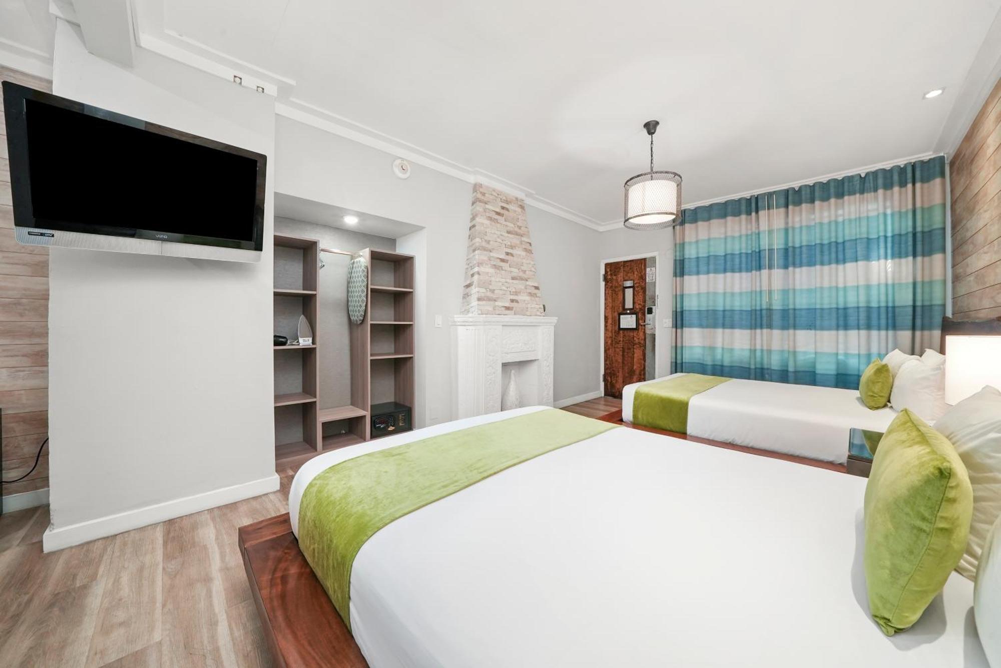 Chesterfield & 3* Miami Beach