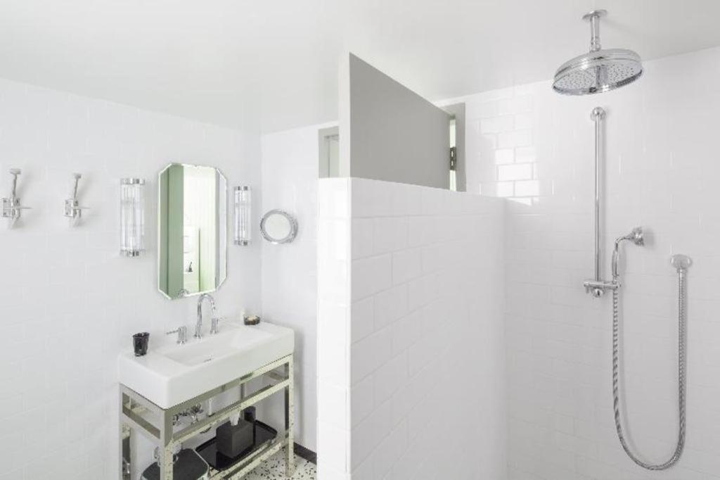 Metropolitan Miami Hotel 5*