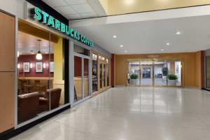 Hotel Penn Station