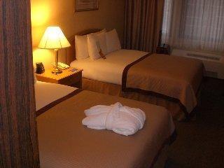 Hotel Penn Station