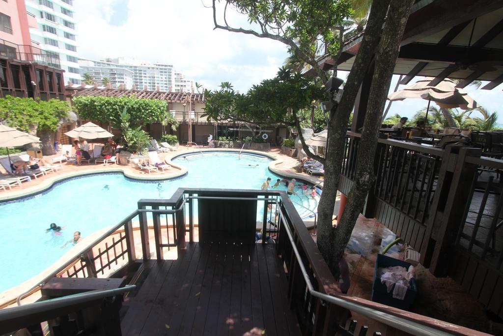 Appartamento Beachfront Suites *