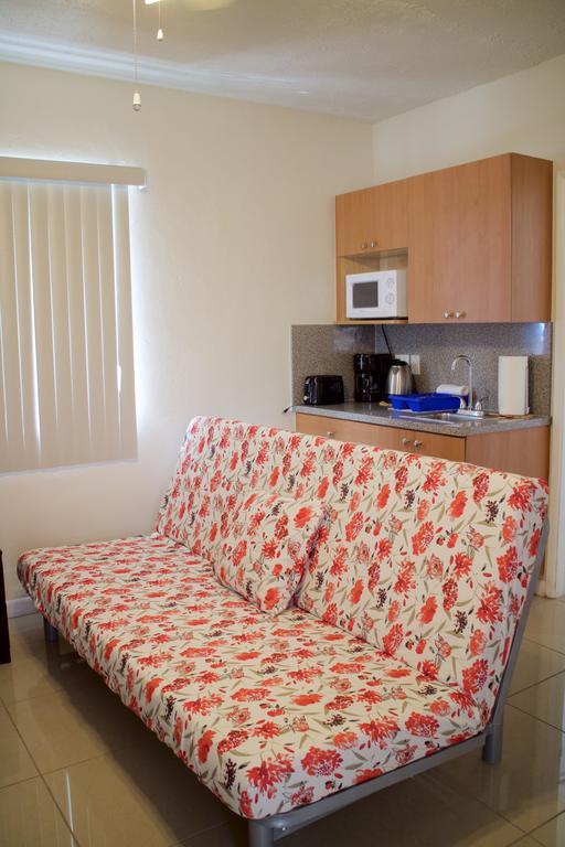 Hotel Beach Corner 2*