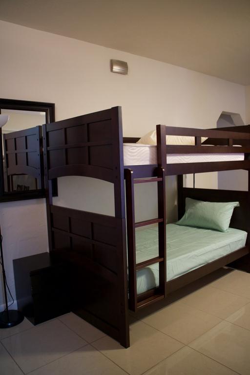 Hotel Beach Corner 2*