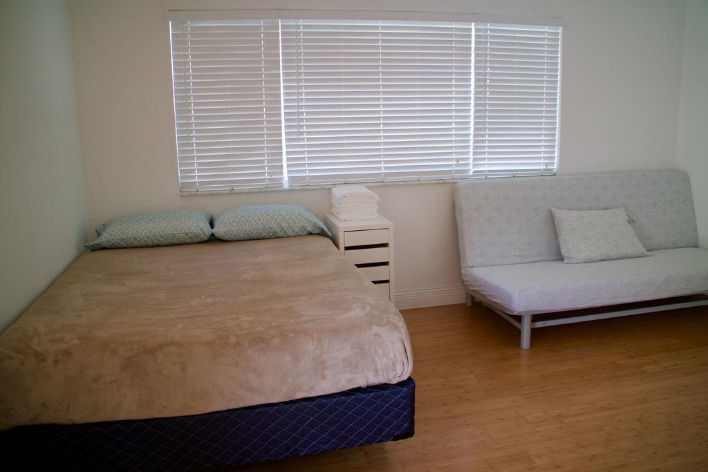 Beach Corner Hotel 2*