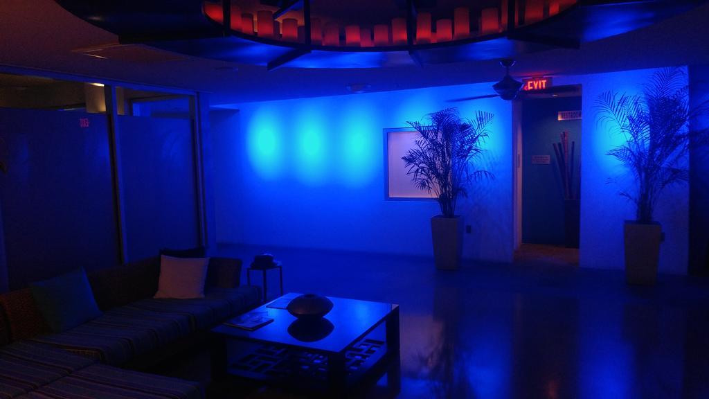 Apartment Penthouse Portofino Miami Beach