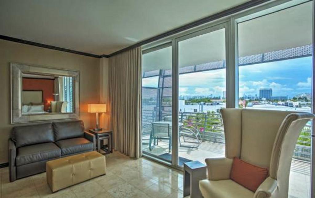 Penthouse Portofino Miami Beach