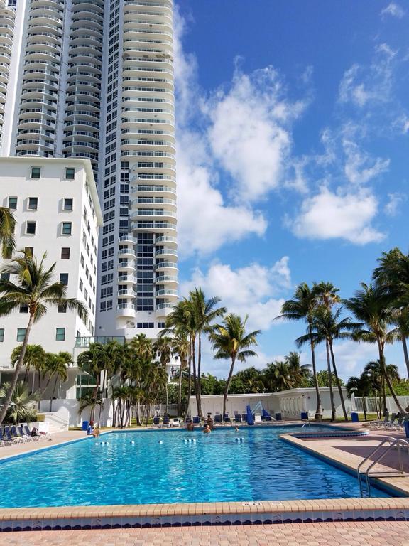 Suncoast Ll Miami Beach