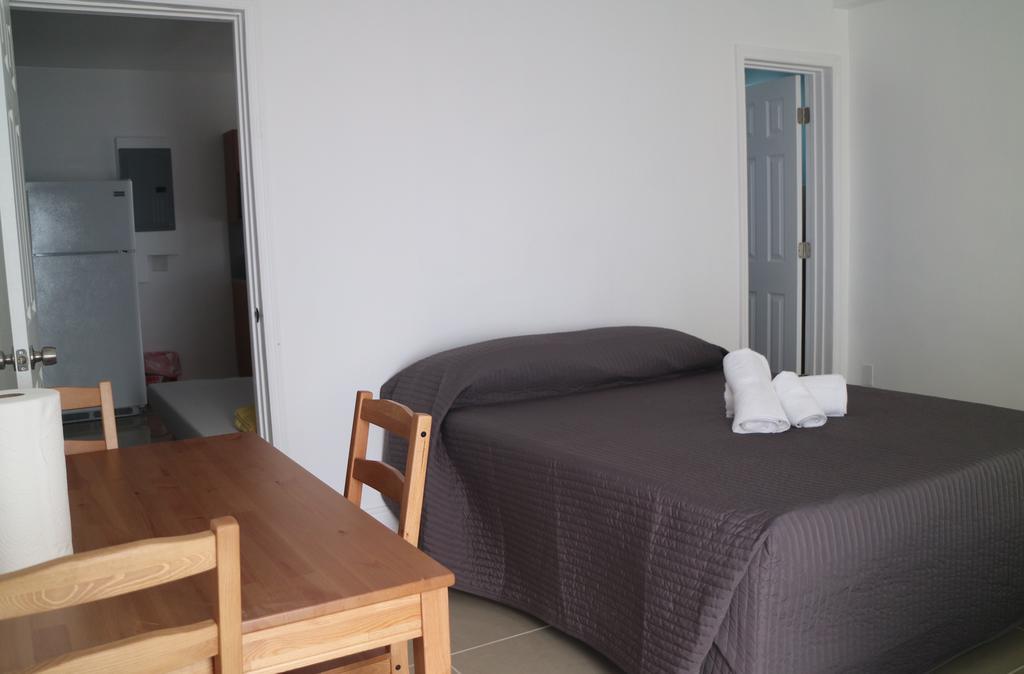 Beach Corner Hotel 2*
