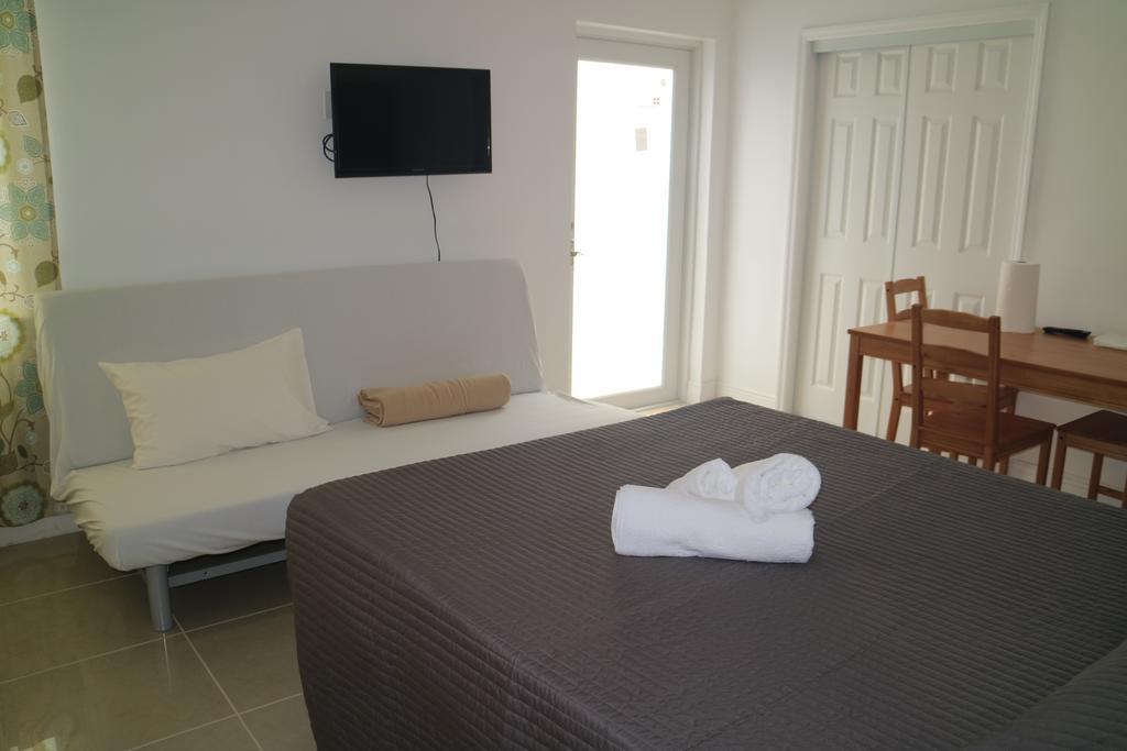Hotel Beach Corner 2*
