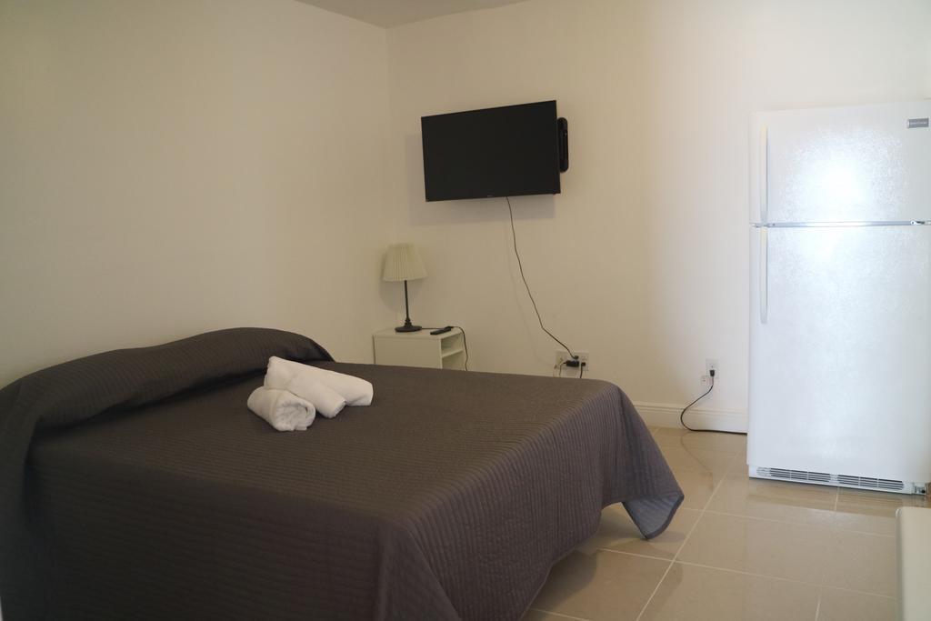 Beach Corner Hotel