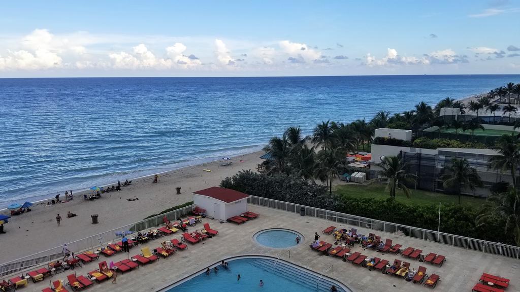 Apartamento Oceanfront With Balcony Sunny Isles - Spectacular!