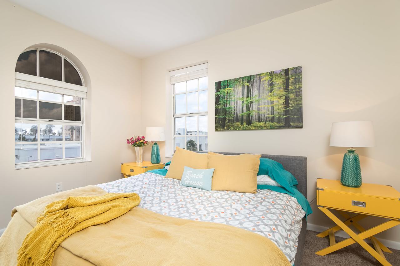 Apartamento 2 Bedroom 2 Bath Penthouse On The Beach