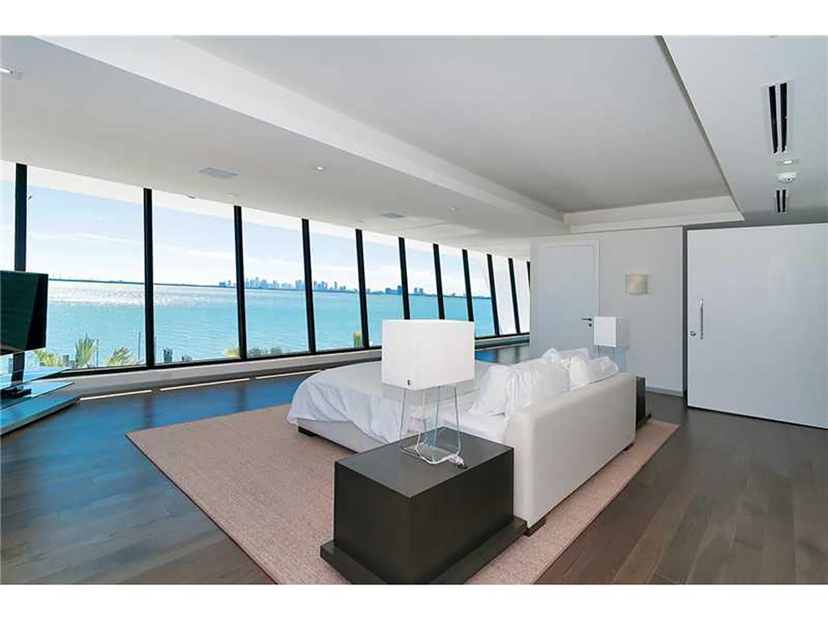 Cristiano Villa Miami Beach