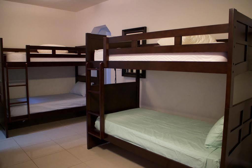 Beach Corner Hotel 2*
