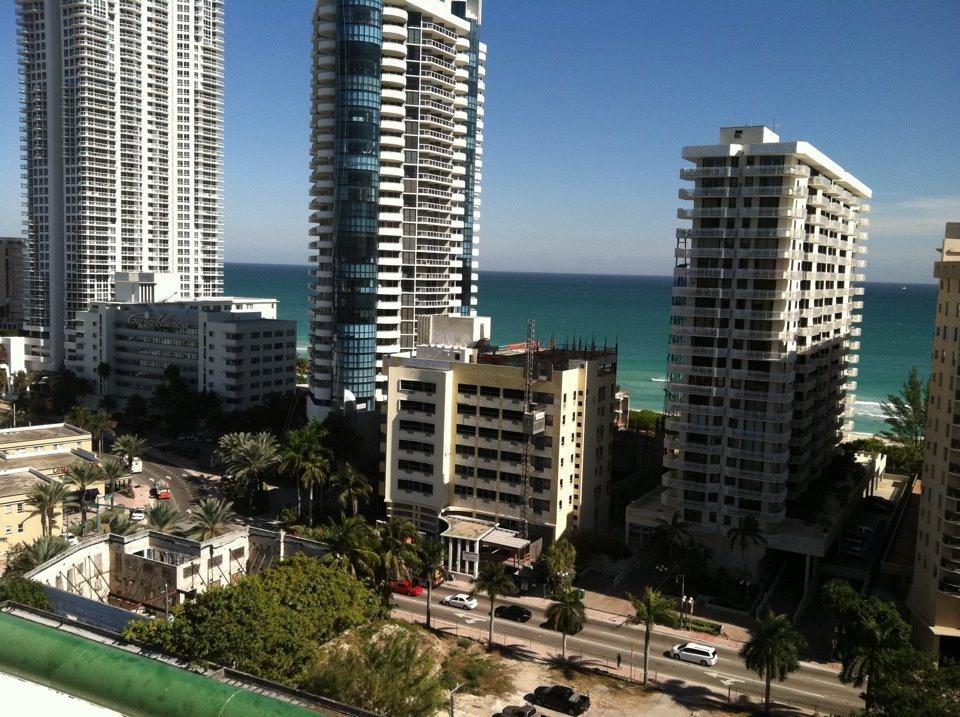 Sixty Sixty Hotel : Miami Beach *