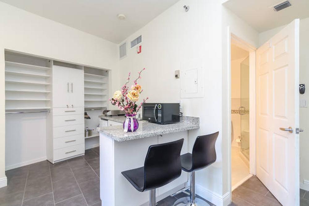Apartamento Ocean Drive Historic Building Minutes Walk To The Beach. *