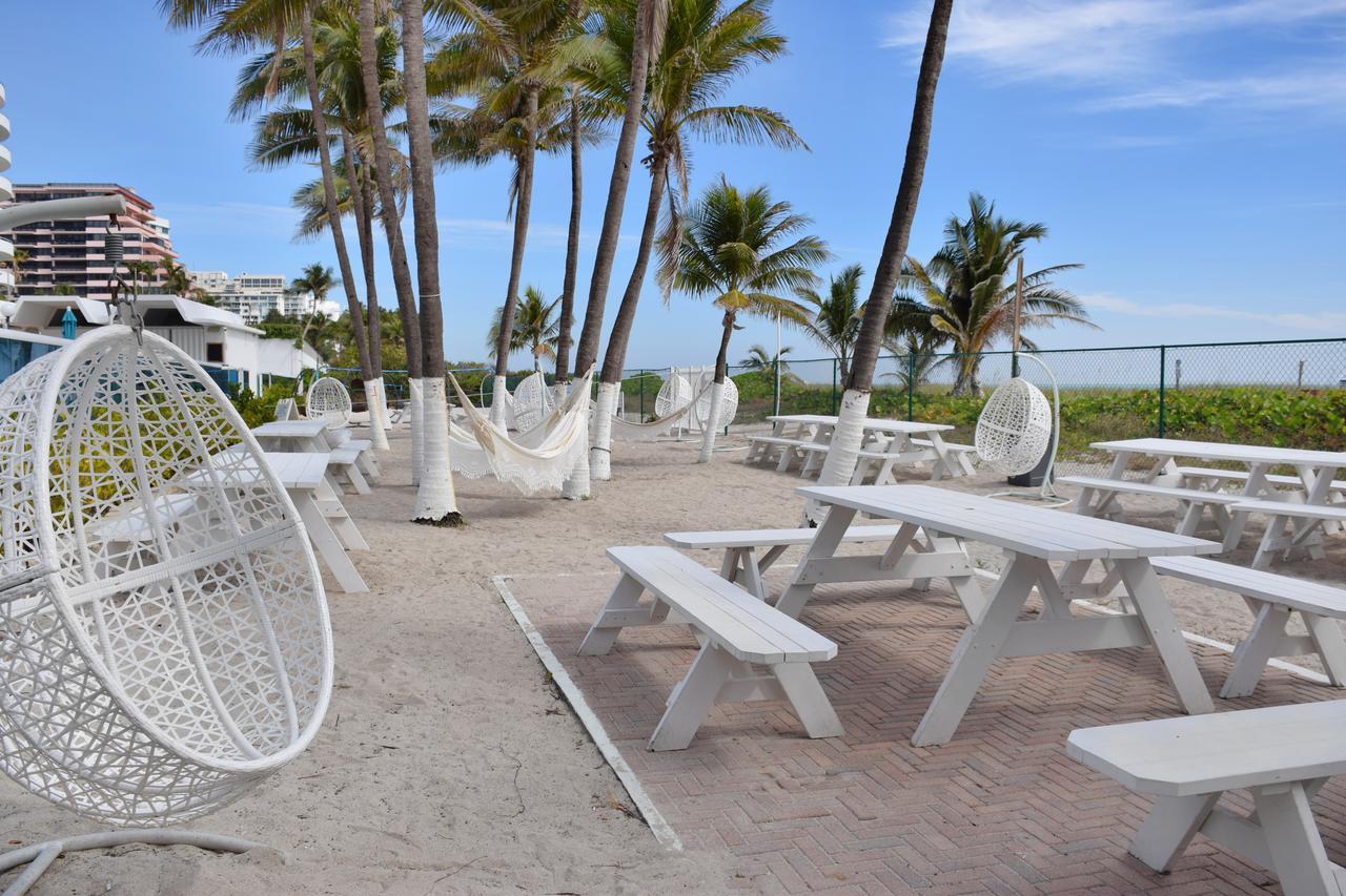 Oceanfront Contemporary 4* Miami Beach
