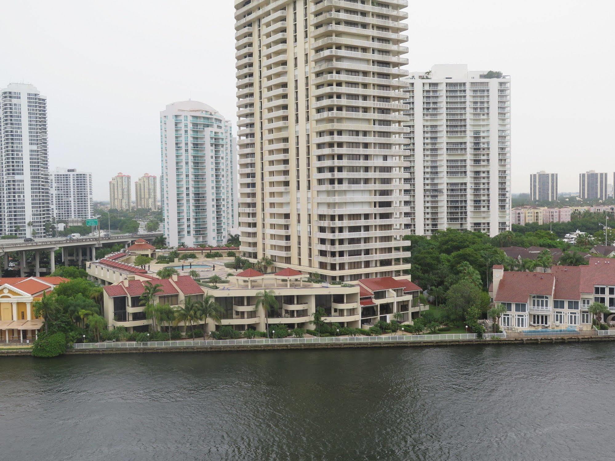 Apartamento Ocean Reserve Luxury Across From Sunny Isles