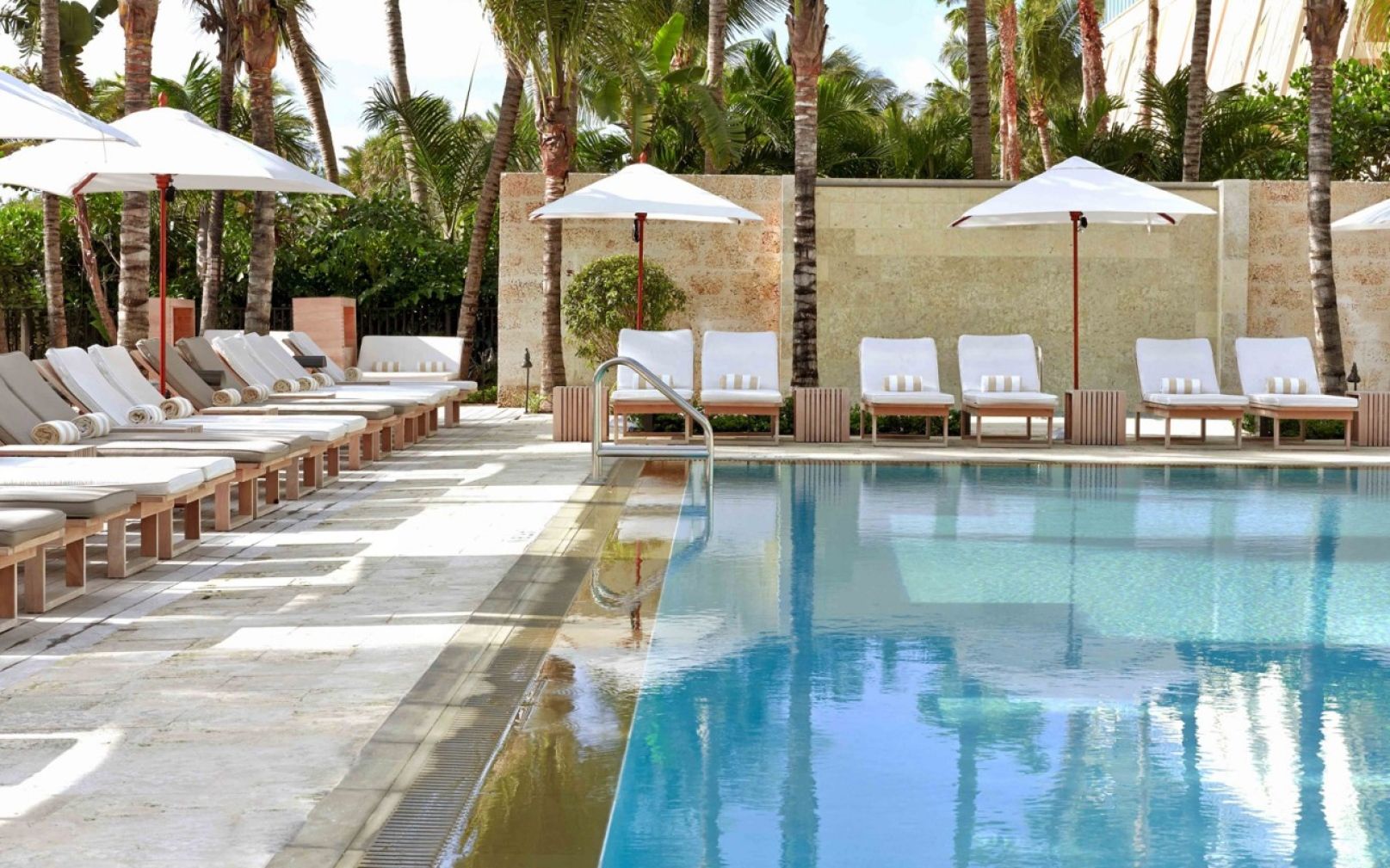 Royal Palm South Miami, A Tribute Portfolio Resort 4*