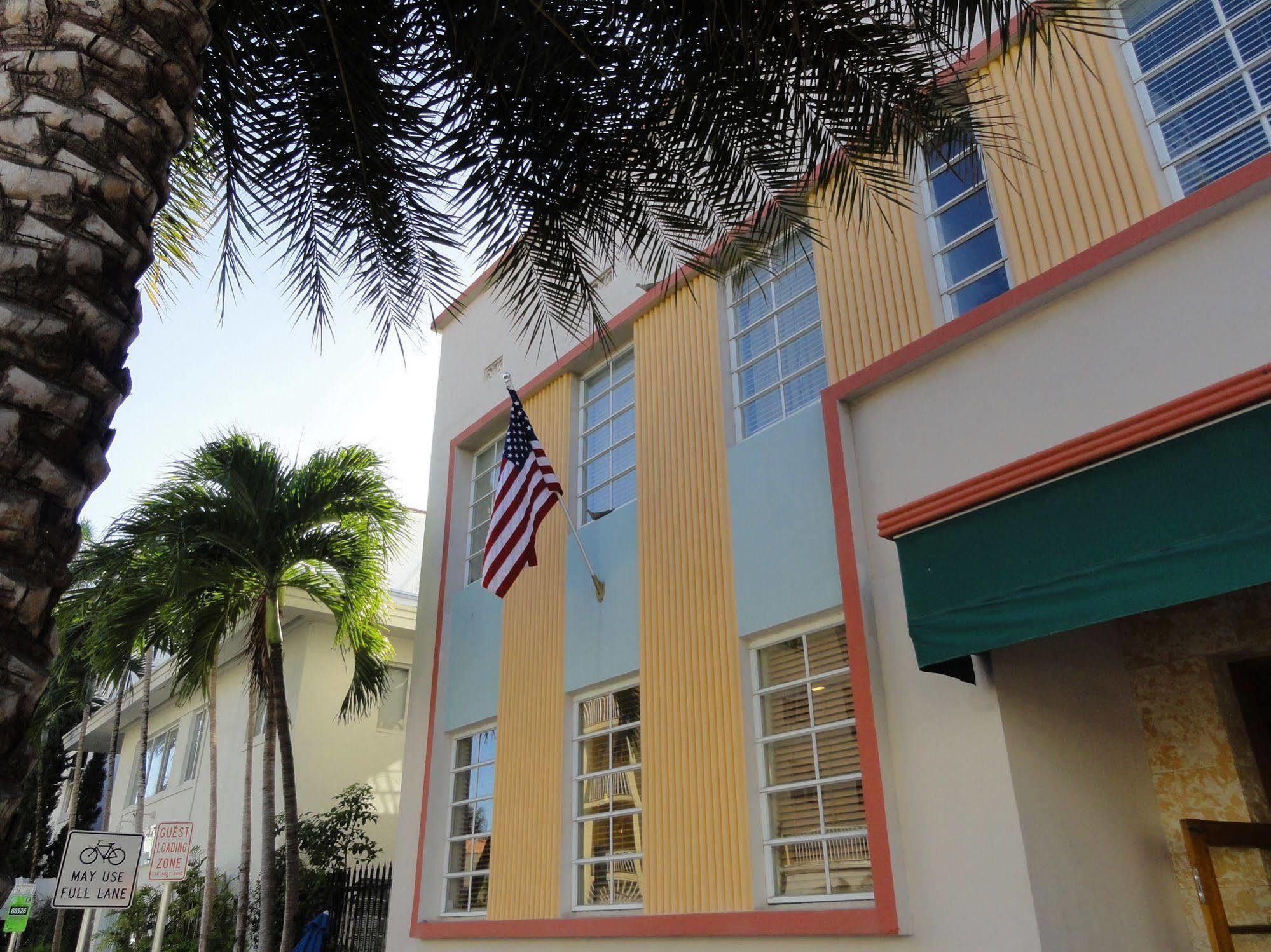 Viscay Hotel Miami Beach