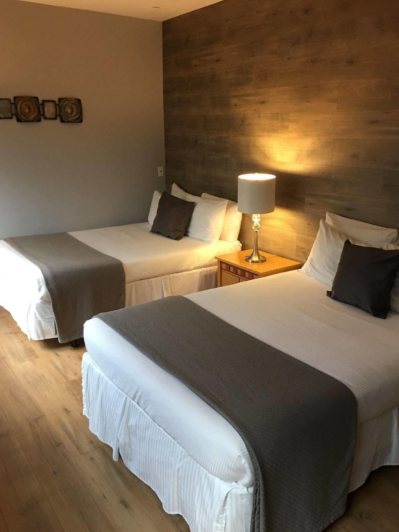 Century Hotel 3*