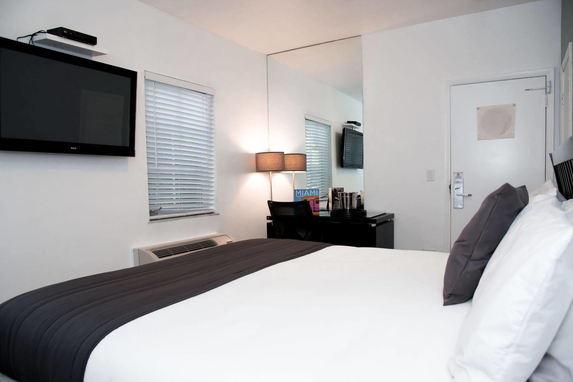 Hotel Century