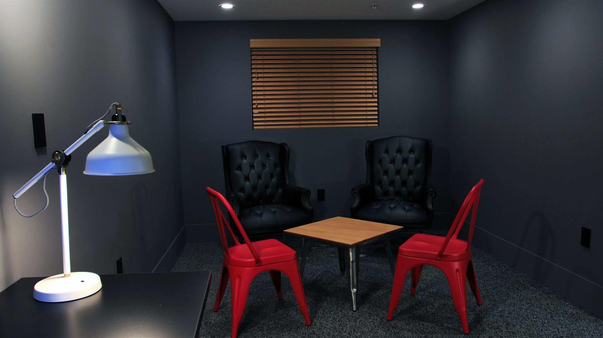 Hotel Gaythering - Gay - Adults Welcome