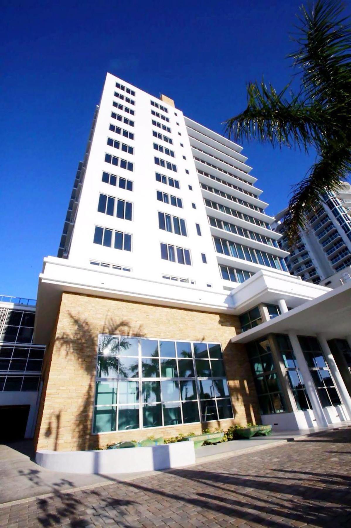 Monte Carlo Miami Aparthotel Miami Beach