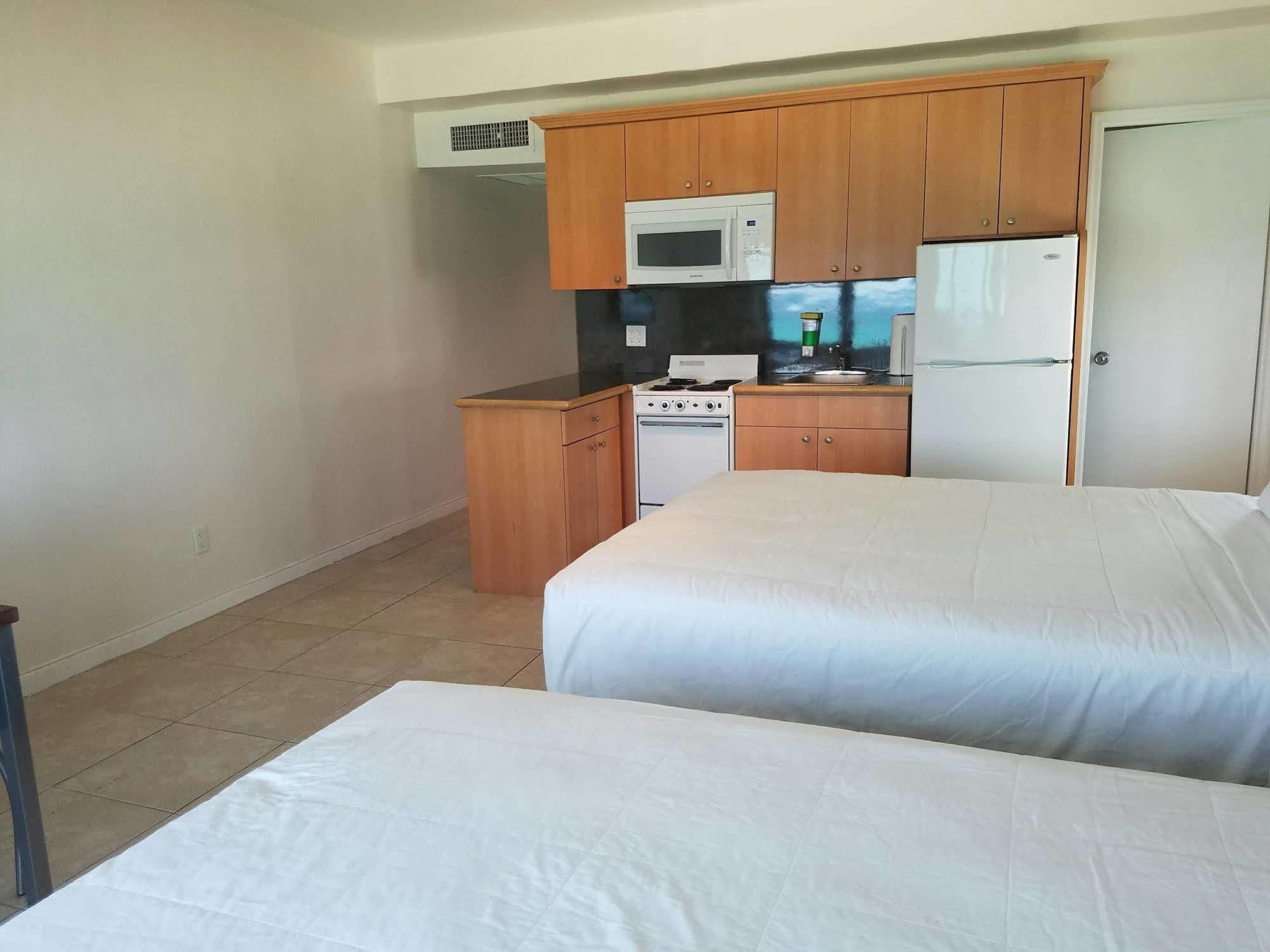 Ocean Front Casablanca With Full Kitchens & Access By Bl Appartamento Miami Beach