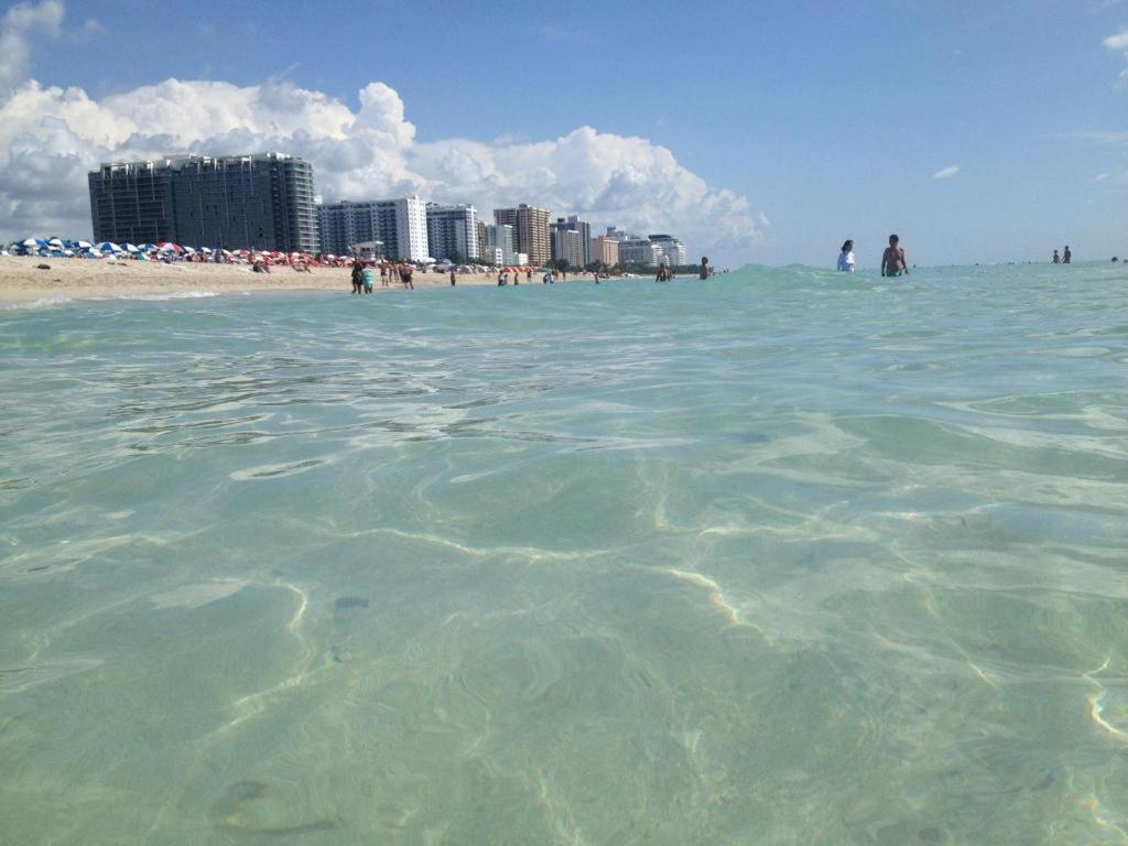 2 Bedroom 2 Bath On 7 Th Collins Ave Appartamento Miami Beach