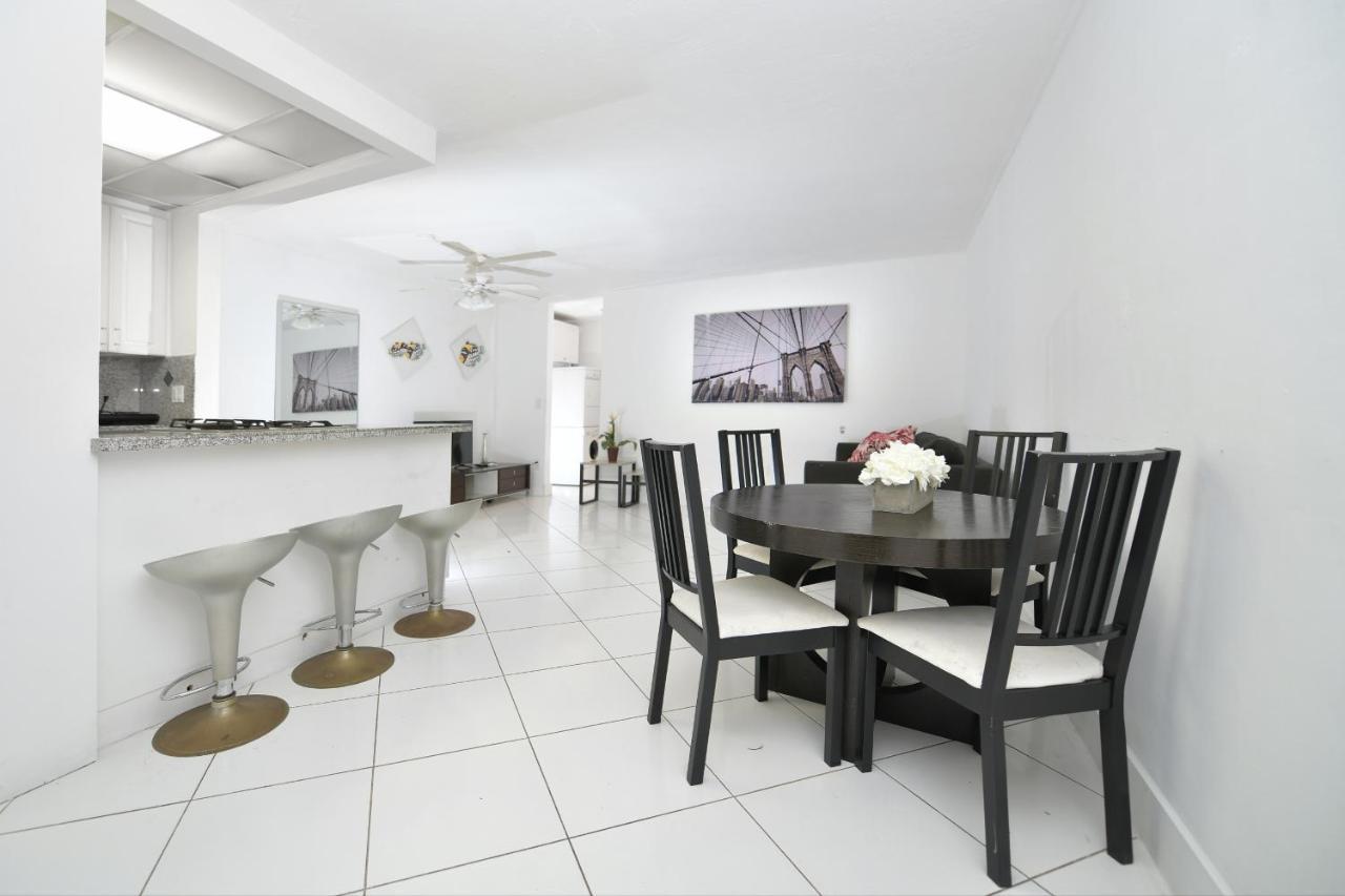 Apartment Sea Breeze Miami Beach