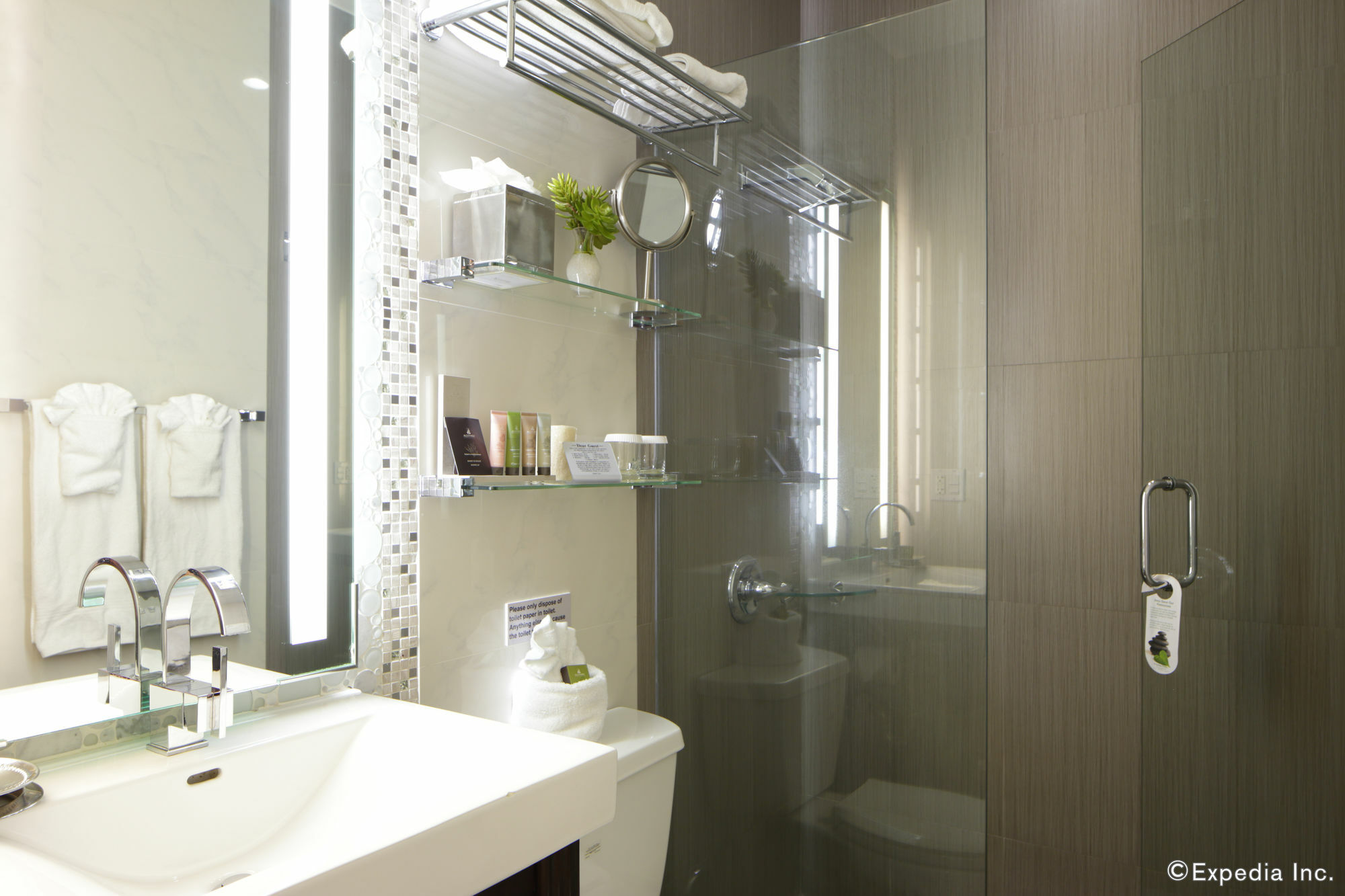 Ithaca Aparthotel 3*
