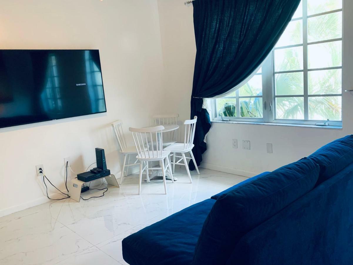 Luxury White Loft On Ocean Drive-south With A View * Miami Beach