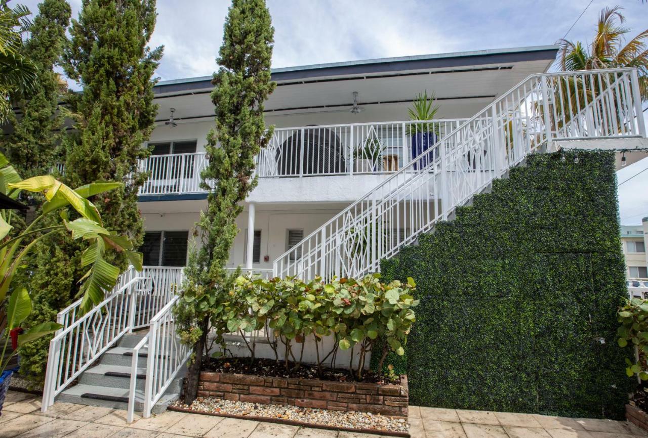 Beachside Hotel 3*