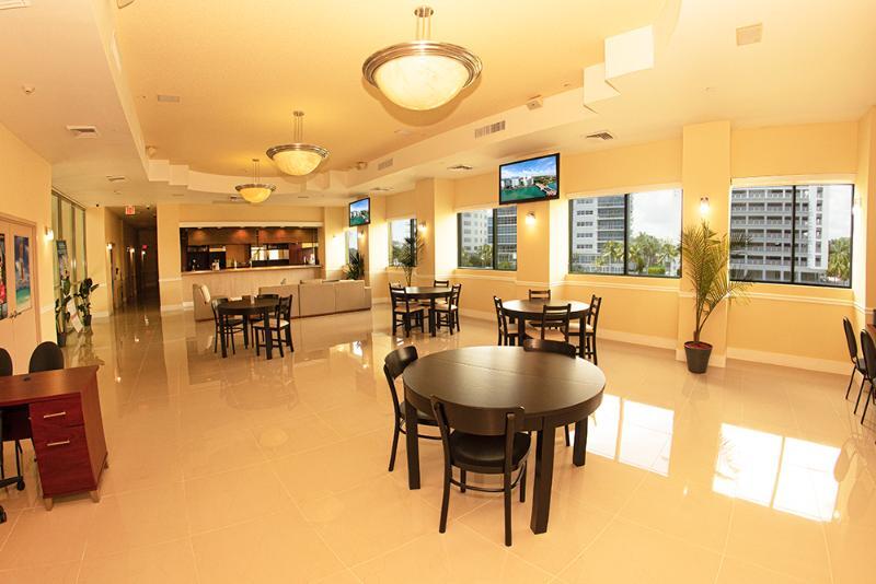 Casablanca On The Ocean West Tower 3* Miami Beach