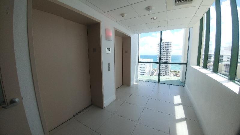 Casablanca On The Ocean West Tower Hotel Miami Beach