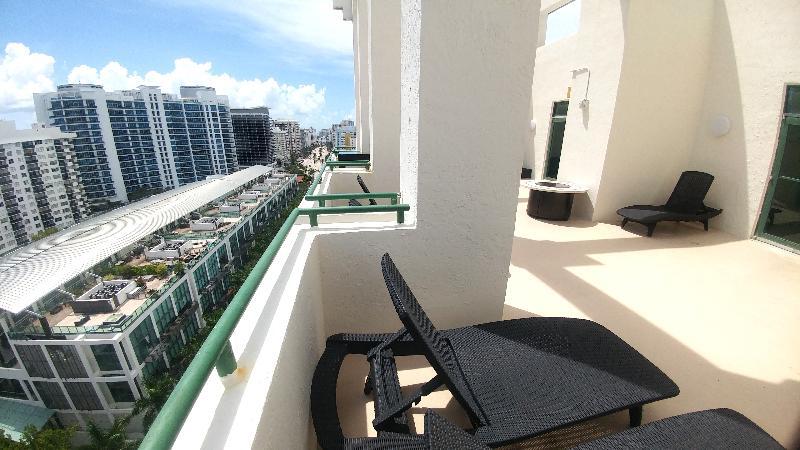 Casablanca On The Ocean West Tower Miami Beach