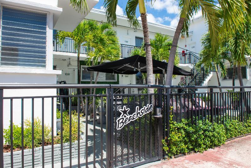 Beachside Hotel 3*