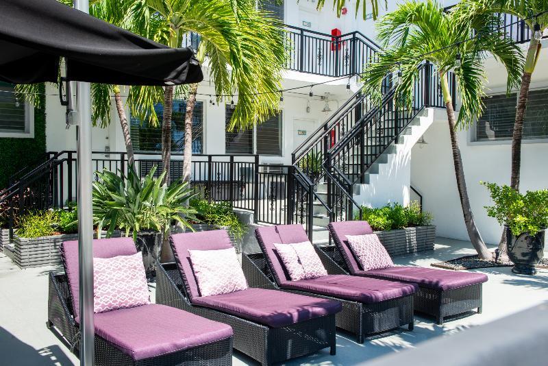 Hotel Beachside