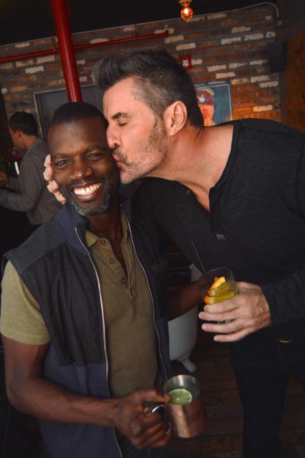 Gaythering - Gay - Adults Welcome Miami Beach