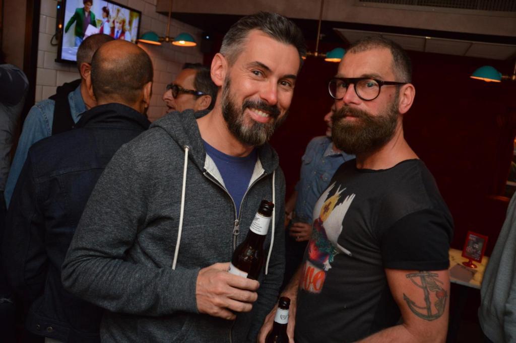 Gaythering - Gay - Adults Welcome Miami Beach