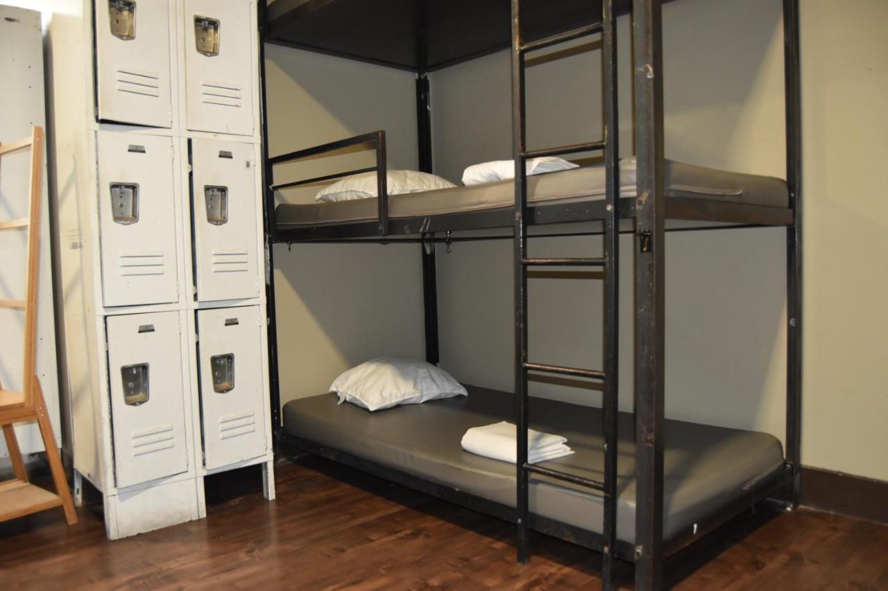 Miami Party Hostel *